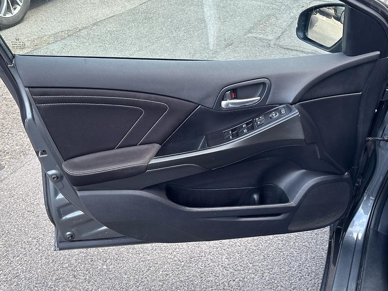 Honda Civic Hatchback - fotka 13 z 20