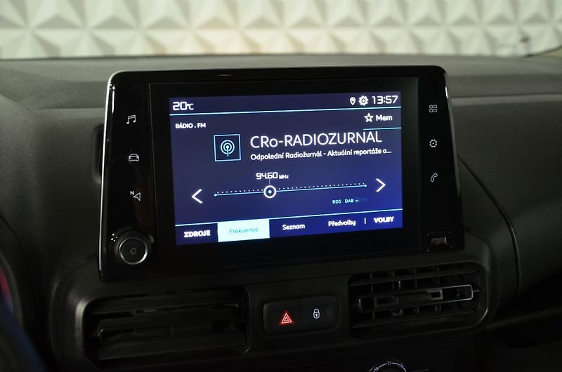 Citroën Berlingo (2022) 1.5BHDi 100 Live Pack - fotka 13 z 15