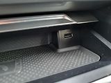 Volkswagen Passat 2.0 TDi 140kW DSG COMFORTLINE - náhled 25
