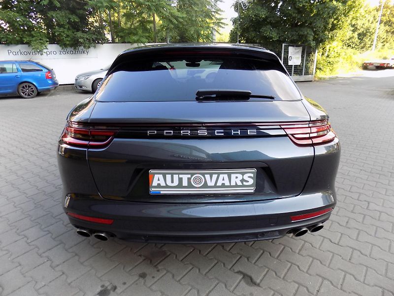Porsche Panamera (2018) 2.9 V6 4S - fotka 6 z 19