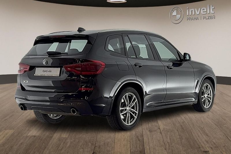 BMW X3 2.0i - fotka 3 z 26