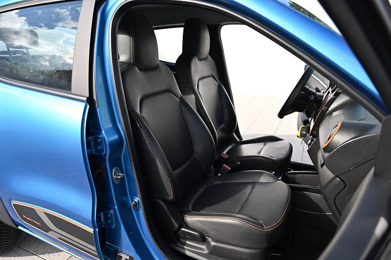 Dacia Spring Comfort Plus Electric 27kWh  - fotka 24 z 41