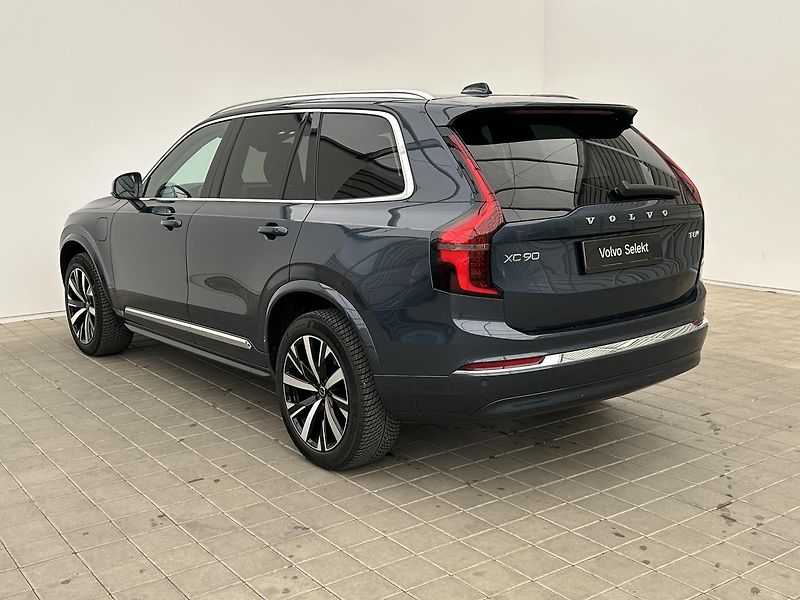 Volvo XC90 2.0 T8 4x4 . - fotka 4 z 28