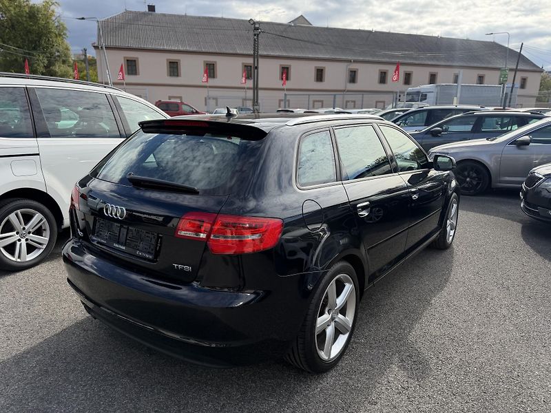 Audi A3 1.4 Tfsi, 92kw, S-Line - fotka 3 z 17