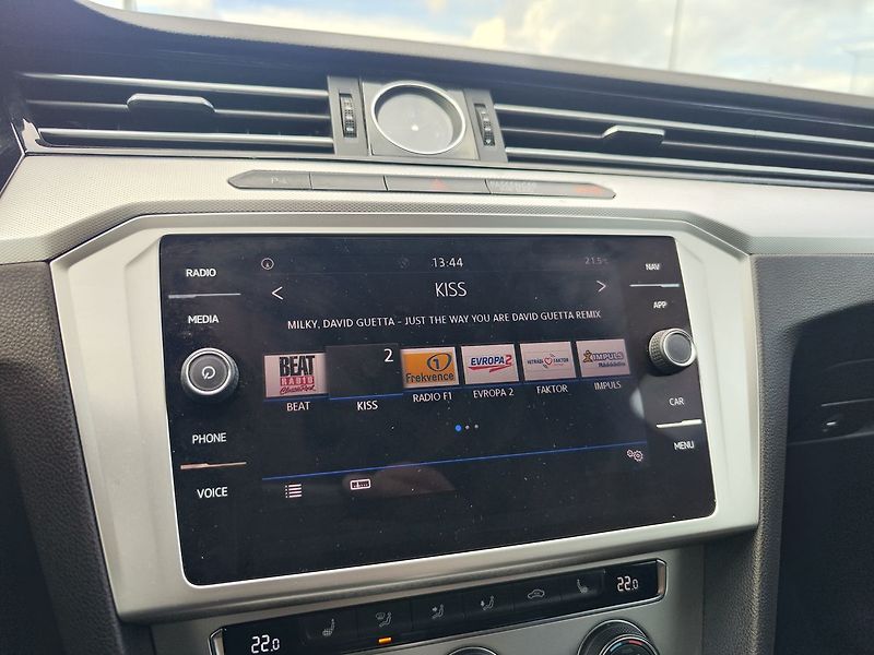 Volkswagen Passat 2.0 TDI/110kW Comfortline DSG - fotka 16 z 32