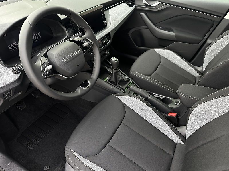 Škoda Kamiq 1.0TSi 116PS Selection 2Z.KLIM - fotka 9 z 37