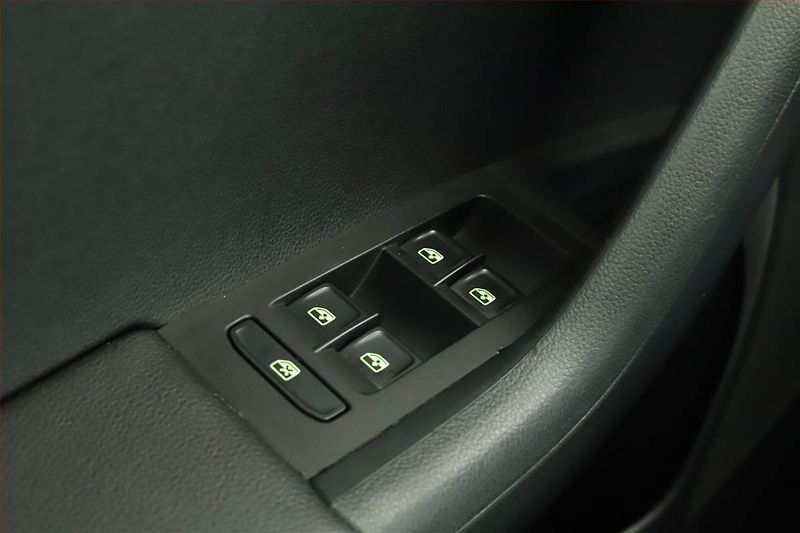 Škoda Octavia (2017) RS 2.0 TDI, Automat, Kůže - fotka 14 z 17