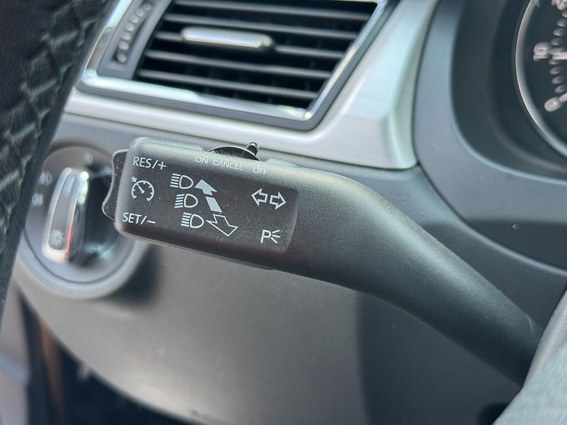 Škoda Rapid (2014) Elegance 1.2 TSI 77kW - fotka 29 z 35