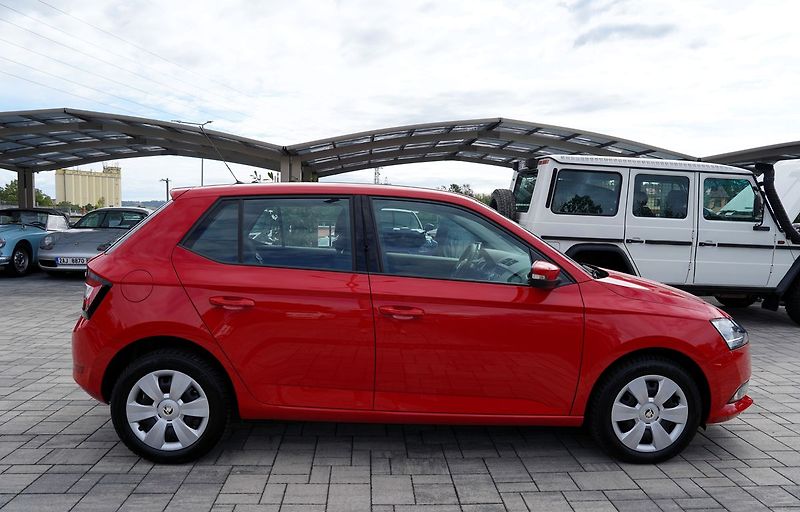 Škoda Fabia 1.0 MPI  75 PS/10.400 km !!!! - fotka 7 z 33