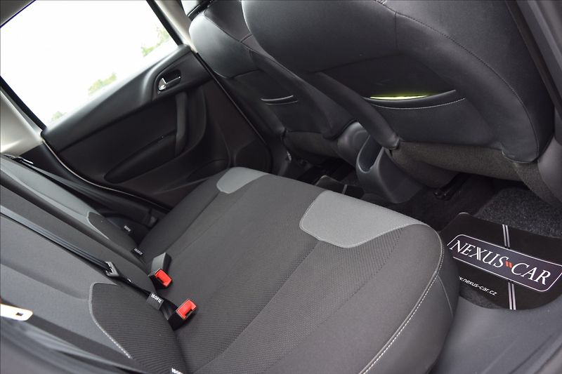 Citroën C3 1,1 i 44KW PO SERVISE NOVÁ STK - fotka 39 z 40