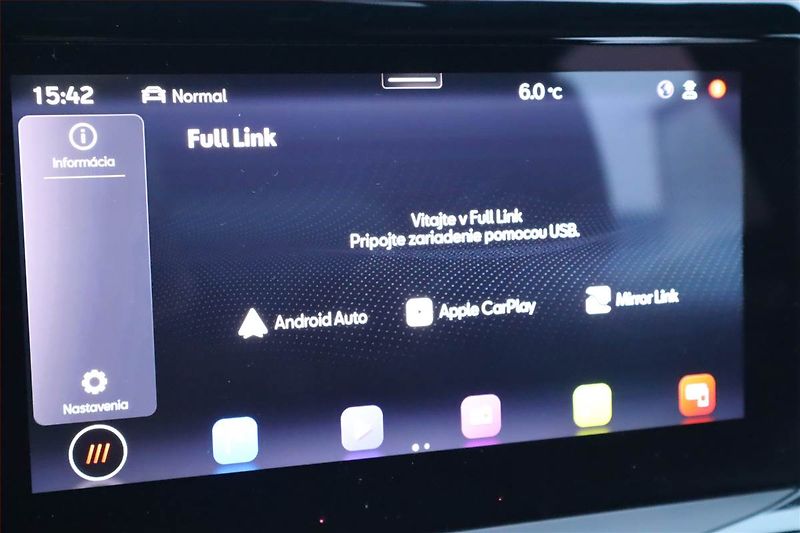 Seat Arona (2021) FR 1.5 TSI, Automat - fotka 19 z 25