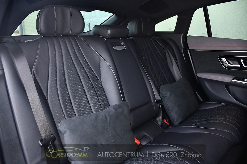 Mercedes-Benz EQS 580 4M SUV HYPERSCREEN K360°  - fotka 19 z 60