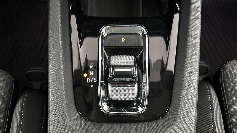 Škoda Octavia 2.0 TDI DSG Style - fotka 25 z 29