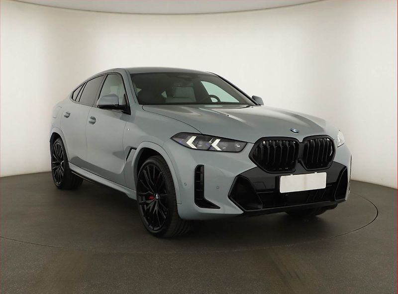 BMW X6 (2025) xDrive30d - fotka 1 z 20