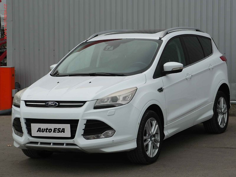 Ford Kuga (2014) 2.0TDCi 4x4, 2.maj,ČR - fotka 3 z 30