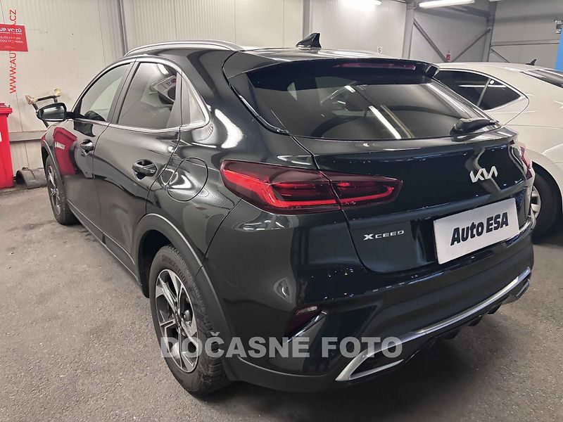 Kia XCeed (2023) 1.5T-GDi, 1.maj,ČR, servis - fotka 2 z 3