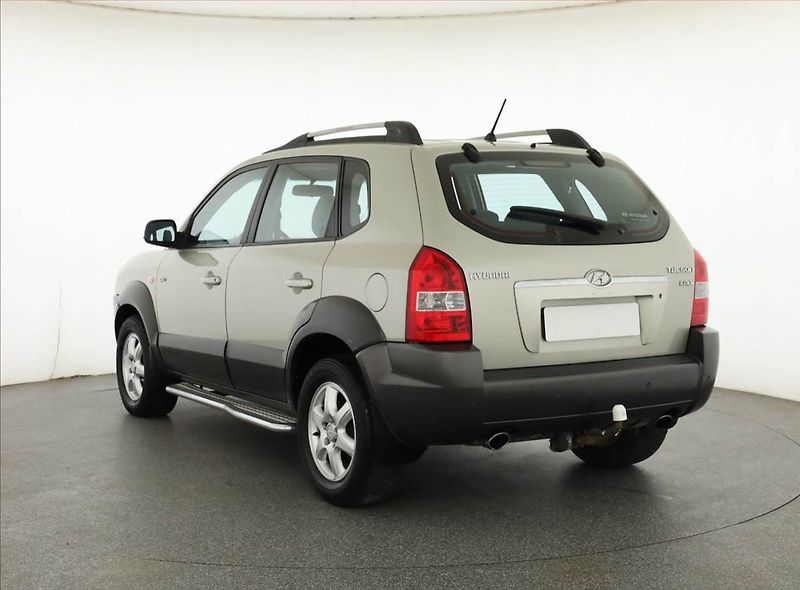 Hyundai Tucson (2005) 2.0 CRDi, 4X4, nová STK - fotka 4 z 13
