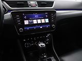 Škoda Superb 2,0 TDI DSG Style+  Navi ACC - náhled 23