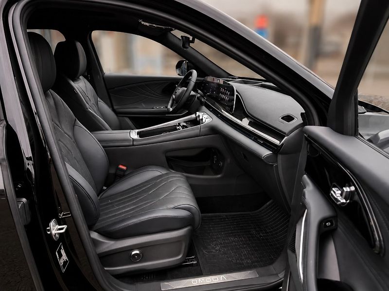 Omoda 9 (2026) SHS 1,5 TGI (537k) Premium - fotka 19 z 60
