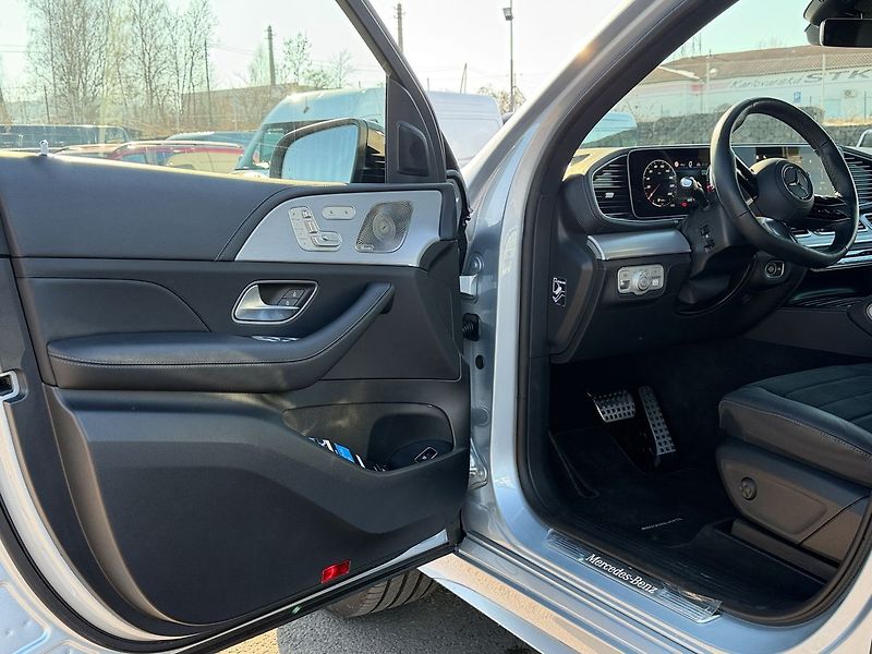 Mercedes-Benz GLE 450d 4MATIC AMG Line - fotka 22 z 33