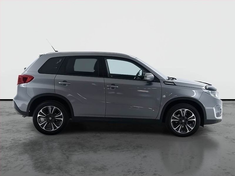 Suzuki Vitara (2019) 1.4 BoosterJet, 4X4 - fotka 6 z 20