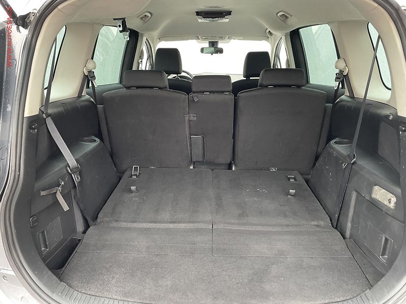 Mazda 5 (2010) 1.8 i, Xenon. výhřev sed - fotka 7 z 21