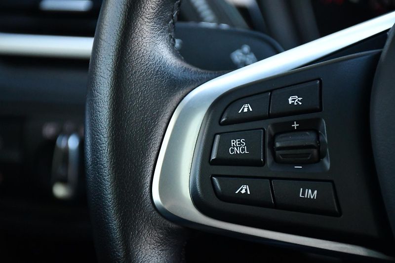 BMW X2 xDrive20d TAŽNÉ ČR PANO 1M HUD - fotka 24 z 38