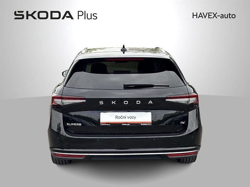 Škoda Superb (2025) Combi 1.5 TSI iV DSG L&K - fotka 33 z 33