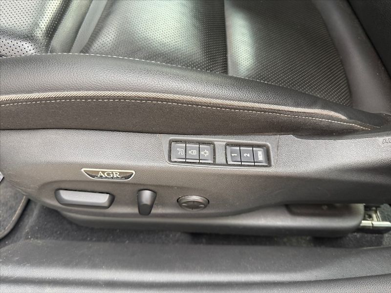 Opel Insignia 2,0 CDTi 125kW-CZ-SERVIS!! - fotka 19 z 32