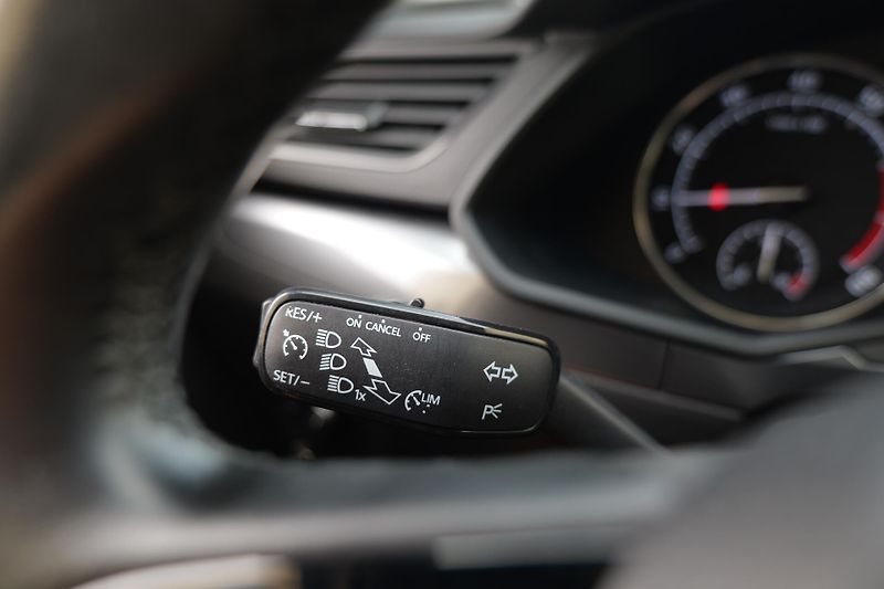 Škoda Superb 1.4 TSI DAB 19 Tažné - fotka 23 z 35