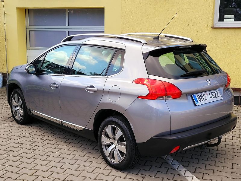 Peugeot 2008 PT Allure *ROZVODY*serv.kn     - fotka 9 z 46