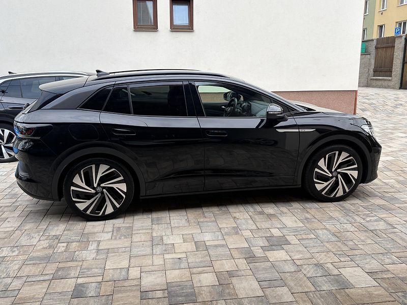 Volkswagen ID.4 (2022) GTX 77kwh, Matrix, Head-Up - fotka 4 z 15