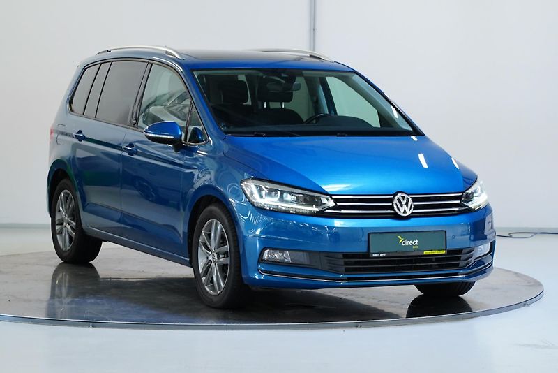 Volkswagen Touran - fotka 8 z 29