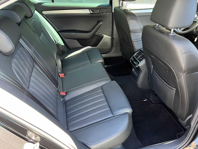 Škoda Superb 1.8 TSi 132 kW 50.000KM DSG - fotka 8 z 20
