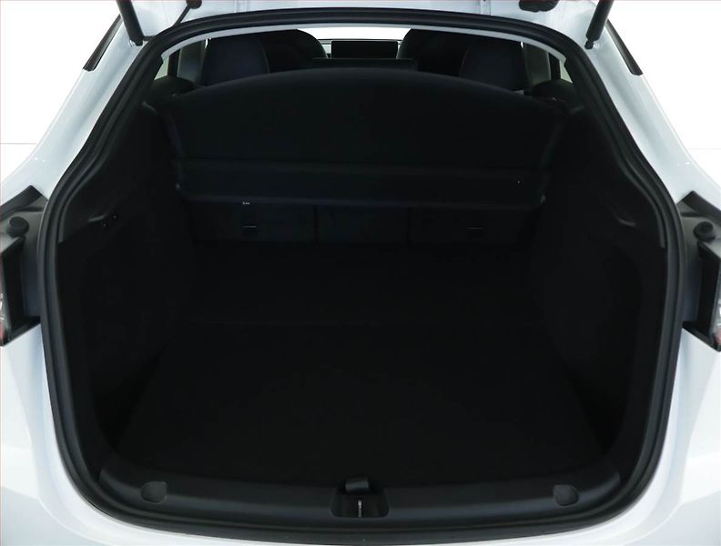 Tesla Model Y (2023) Long Range AWD 79kWh, SoH 90% - fotka 14 z 21