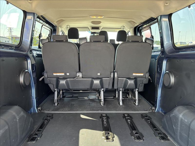 Ford Transit Custom 2,0 EcoBlue 125 kW Záruka L2 - fotka 11 z 36