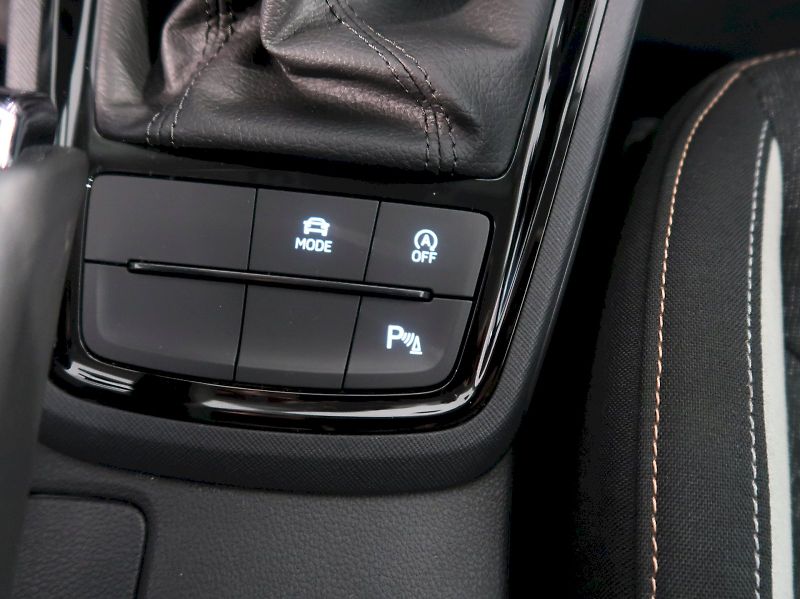Škoda Scala (2025) TOP SELECTION 1.0TSI 85KW DSG - fotka 33 z 40