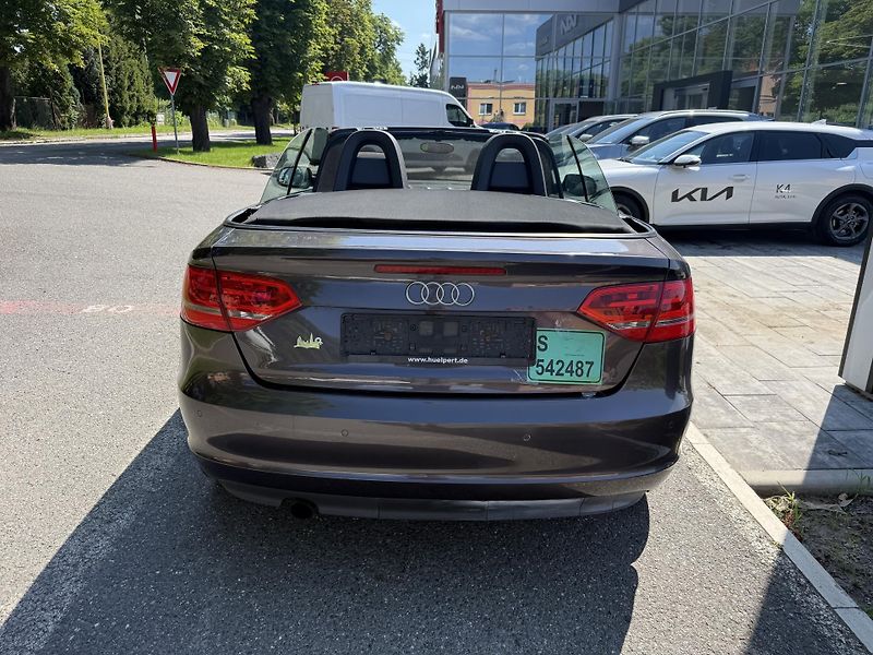 Audi A3 1.6i 77kW - fotka 8 z 9