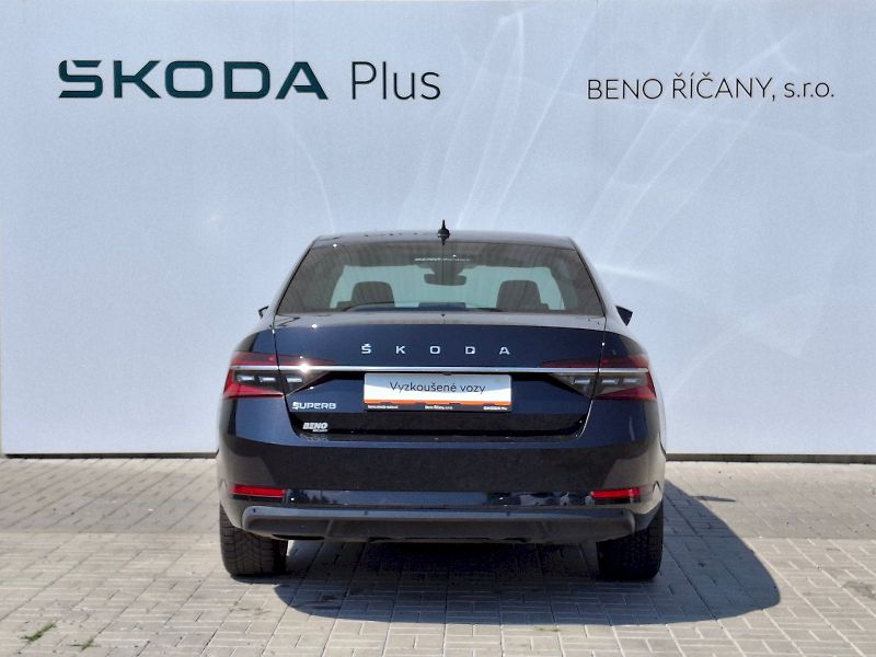 Škoda Superb (2022) Style Plus Top 2,0TDi 110kW - fotka 13 z 35