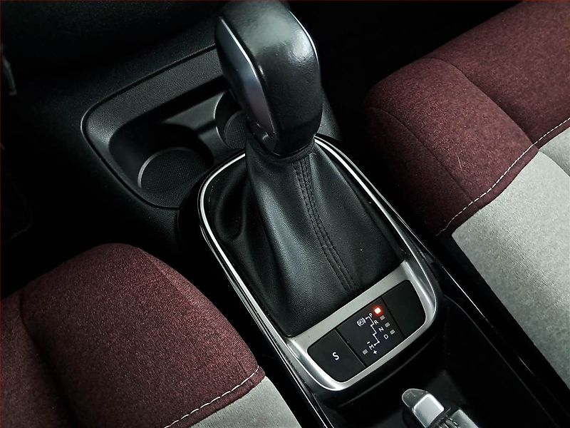 Citroën C4 Cactus (2018) 1.2 PureTech, Automat - fotka 13 z 19