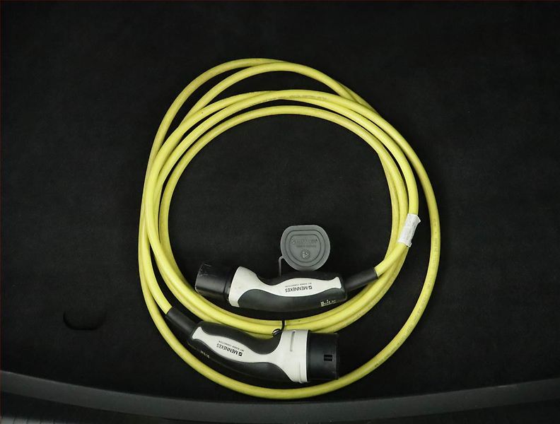 Volkswagen ID.3 (2020) Pro Perf. (62 kWh), SoH 86% - fotka 19 z 19