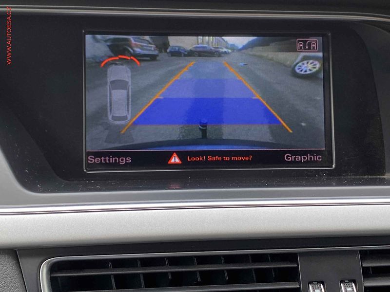 Audi A4 (2015) 2.0 TDi quattro, AT, bixen - fotka 18 z 21