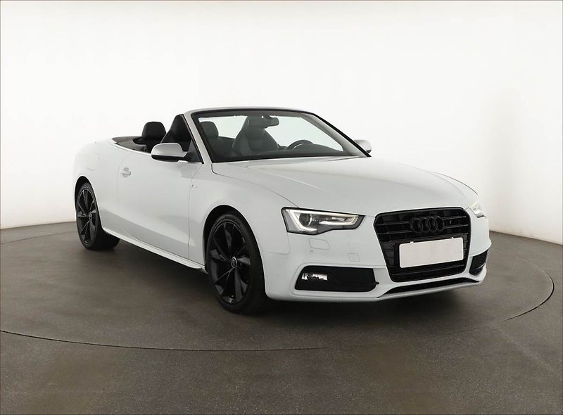 Audi A5 (2013) S-Line 3.0 TDI, 4X4, Automat - fotka 1 z 20