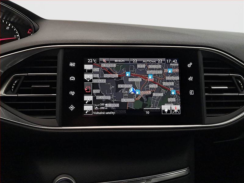 Peugeot 308 (2016) GT Line 2.0 BlueHDi GT - fotka 13 z 20