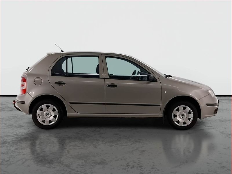 Škoda Fabia (2006) 1.2, Serv.kniha, po STK, Tažné - fotka 6 z 14