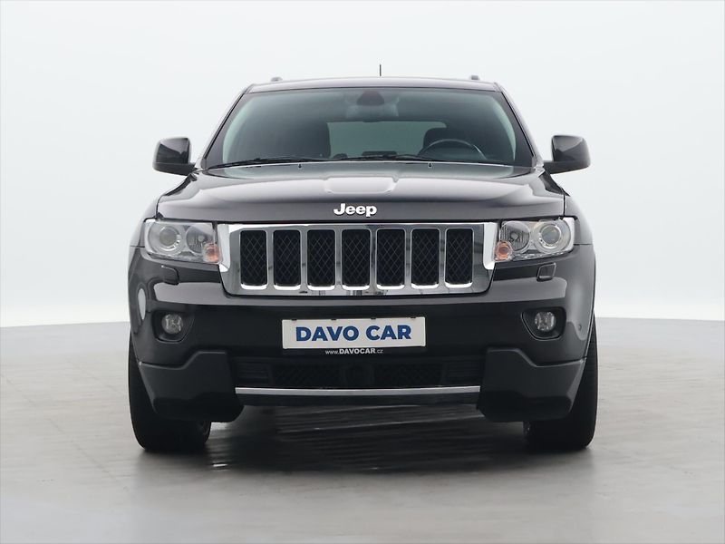 Jeep Grand Cherokee 3.0 CRD 177kW Overland 4WD Aut - fotka 2 z 37