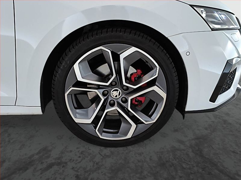 Škoda Octavia (2021) RS 2.0 TDI 4x4 - fotka 14 z 18