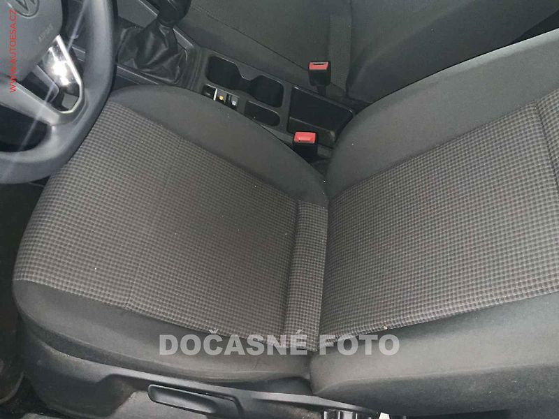 Volkswagen Caddy (2021) 2.0TDi MAXi, Navi, park.čidla - fotka 9 z 11