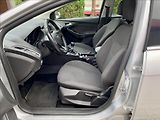 Ford Focus 1,5 TDCi NAVI VÝHŘEV - náhled 10