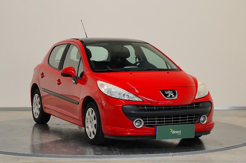 Peugeot 207 - fotka 2 z 6